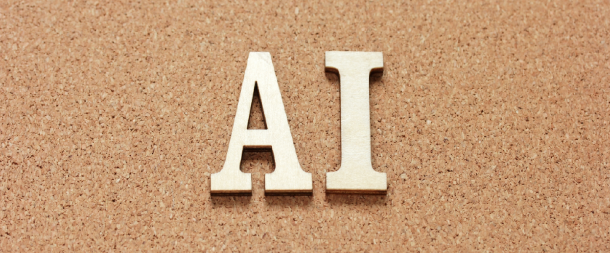 塾に電話をかけるお母さん